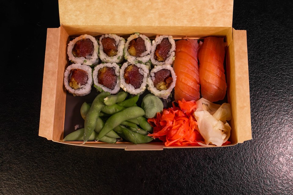 Box 2 Tuna Box